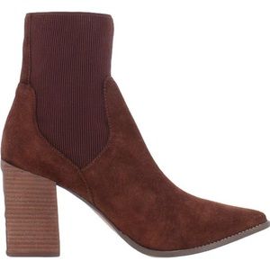 NWB Genuine suede chestnut color pull on boots